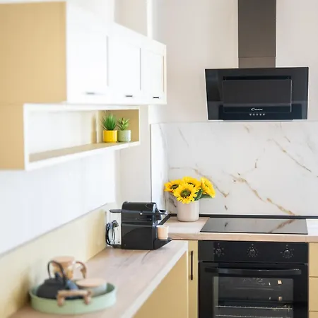 Kalestia Кавала